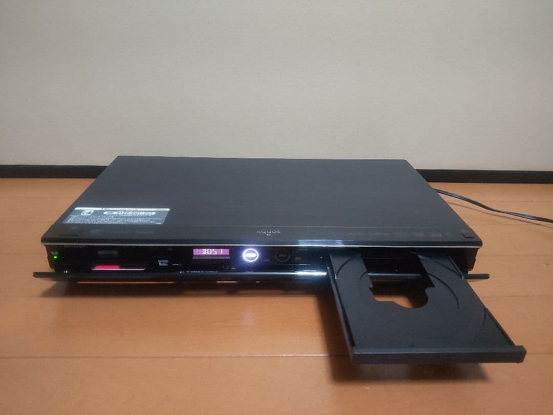 シャープ　AQUOS　BD―T510 500GB→1TB トリプルチュ―ナ―搭載