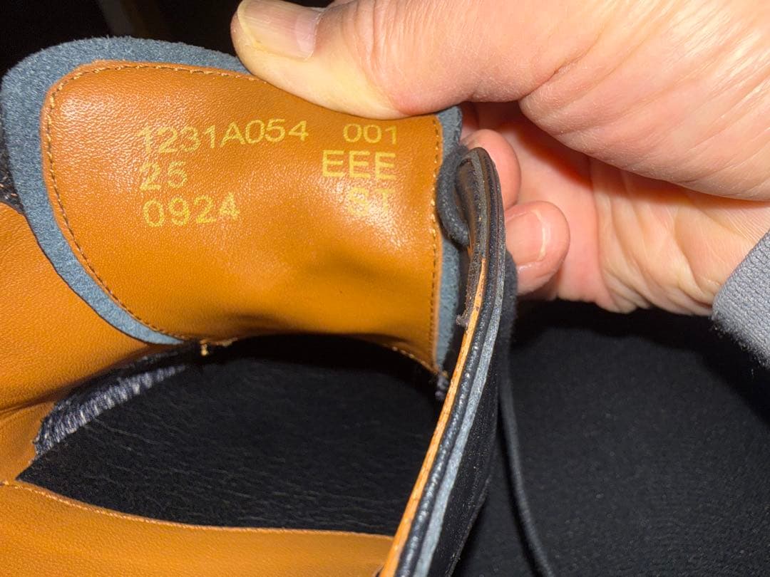 ASICS ブラック ドレスシューズ　ランウォークゴアテックス￼