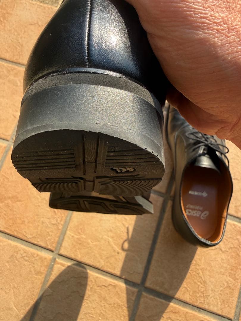 ASICS ブラック ドレスシューズ　ランウォークゴアテックス￼