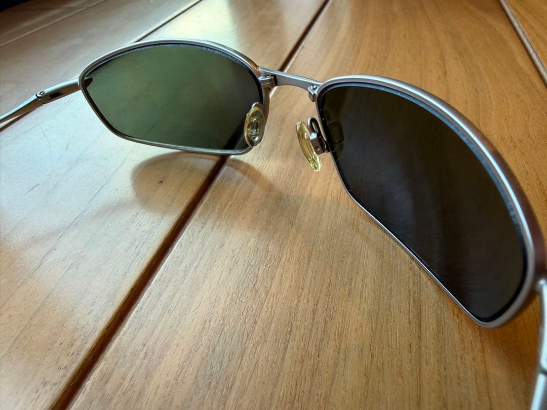 B*g様 【美品:ほぼ未使用】OAKLEY(オークリー) WHISKER(ウィス