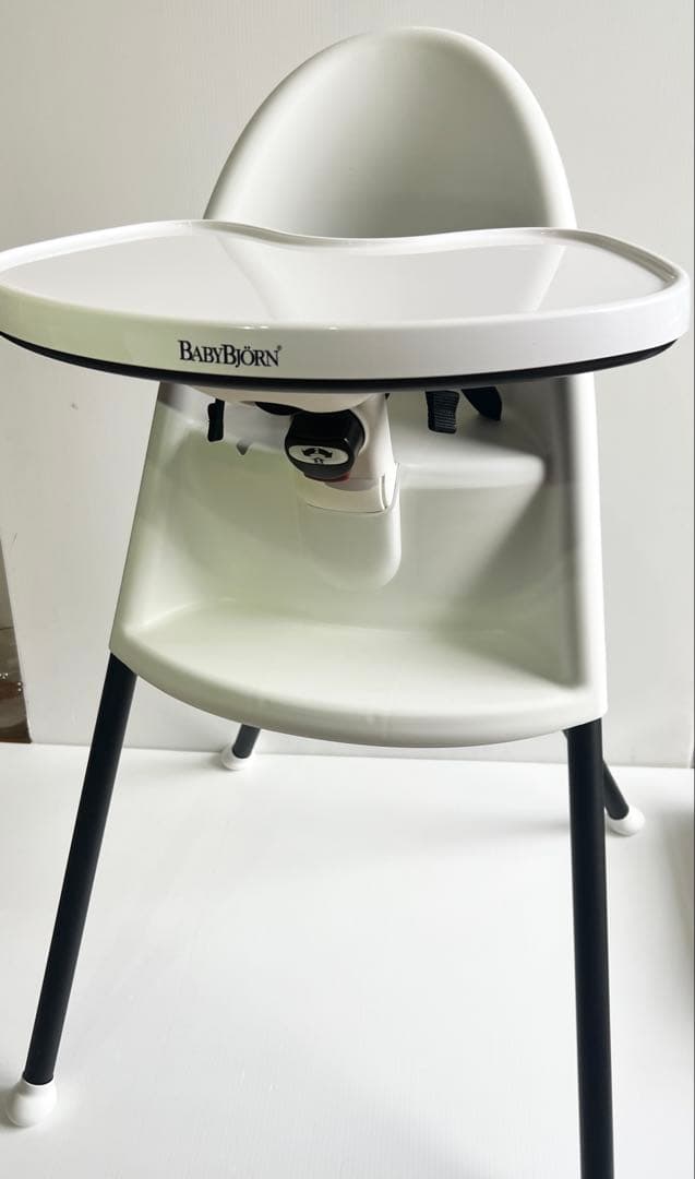 美品　BABYBJÖRN ベビーチェア ホワイト