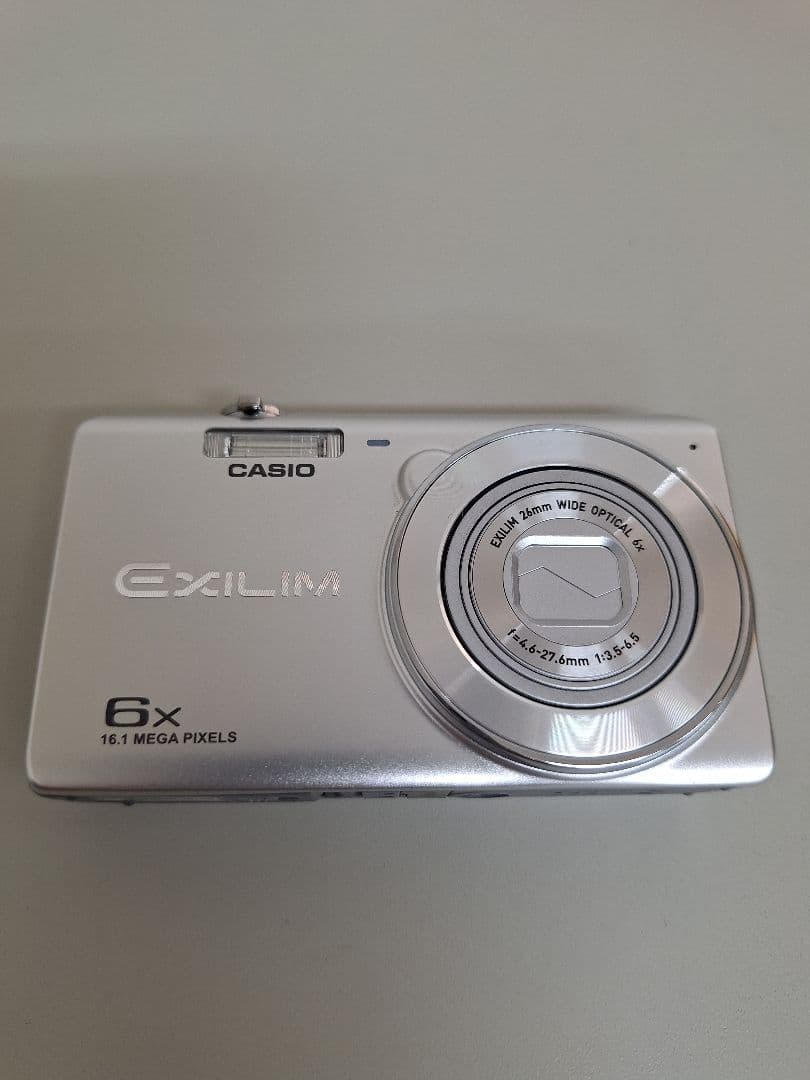 CASIO EXILIM 16.1MP 6倍ズーム