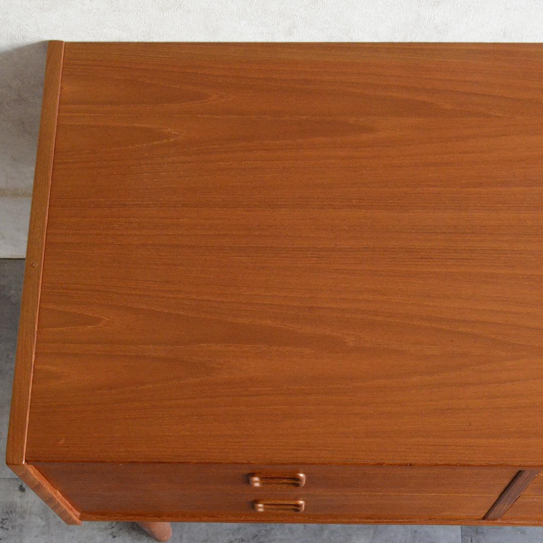 デンマーク 北欧ヴィンテージ チーク２段 ローチェスト 北欧家具 サイドテーブル