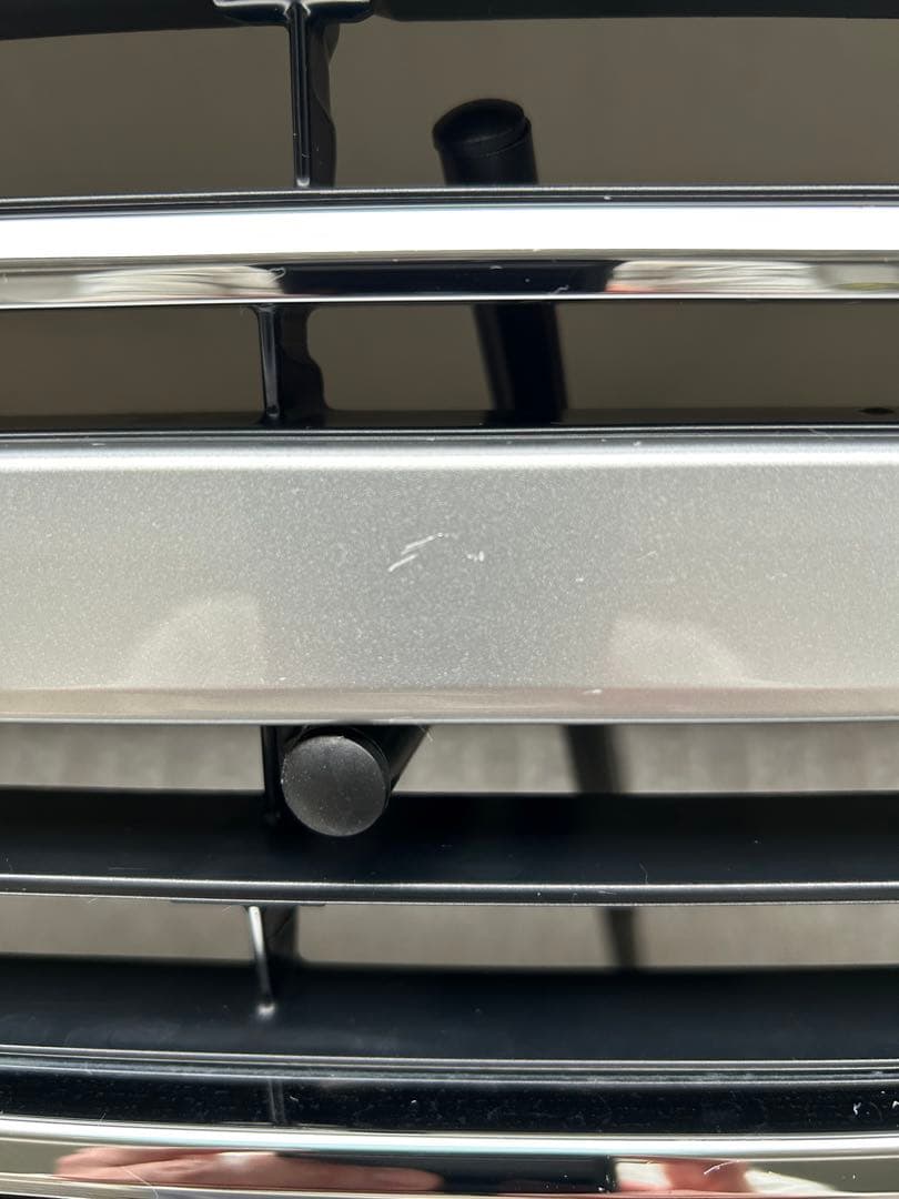 ランドクルーザー300 グリル