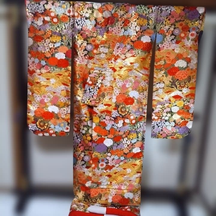 色打掛 花柄 金糸唐織りM