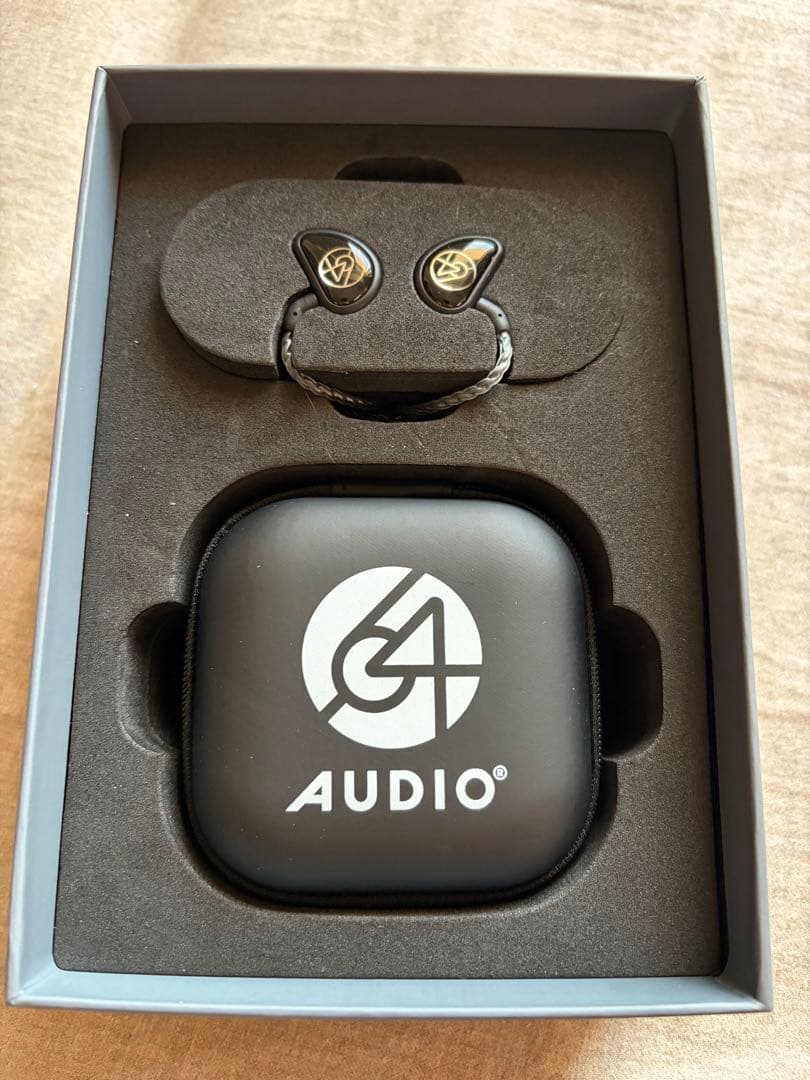 Aspire 4 有線イヤホン 64audio 美品