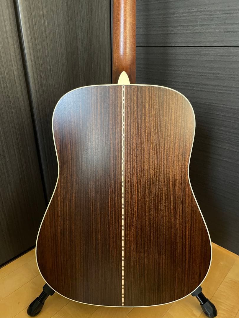 【ほぼ新品】Martin D-28 StreetLegend