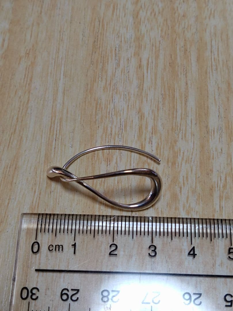   ジョージジェンセン マーシーイヤーフープ片耳