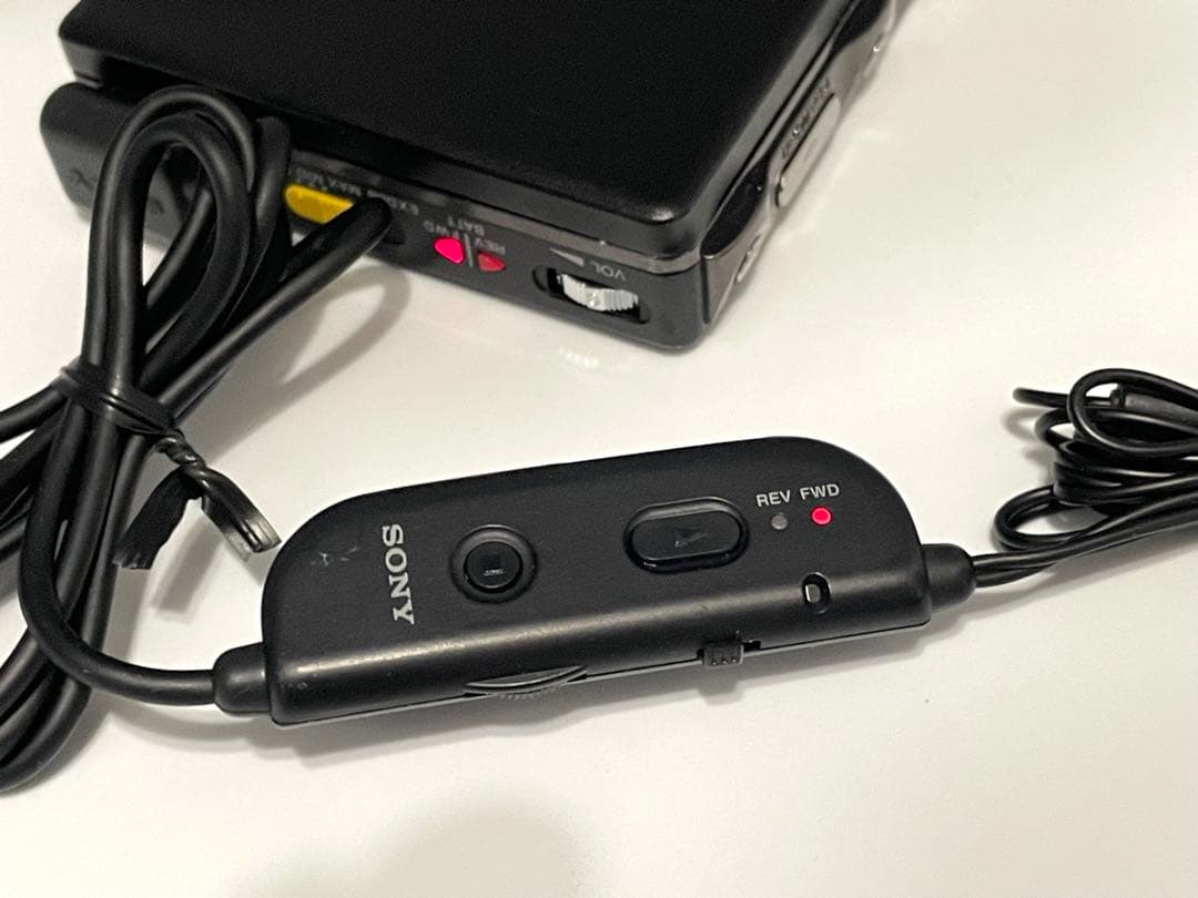 ジャンク　外観美品　SONY WM-702 Walkman カセットプレーヤー