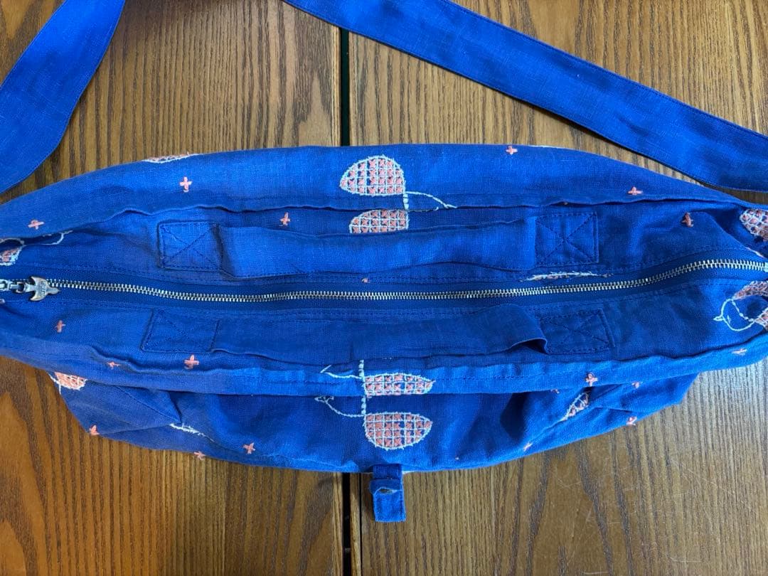 ミナペルネホン　ショルダーバッグ