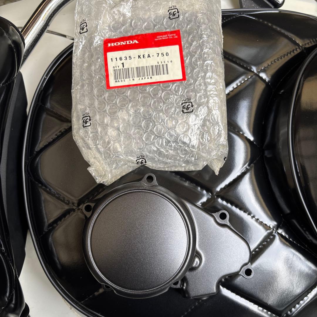 ホーネット250 ジェネレータカバー新品