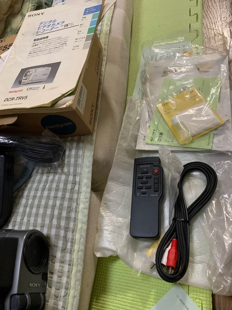 限界最終価格⭐️SONY 8mmビデオカメラ CCD-TRV90/未開封テープ3本