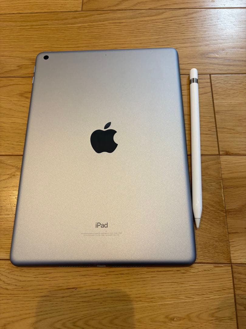 iPad (第6世代) 128Gシルバー 本体 + Apple Pencil