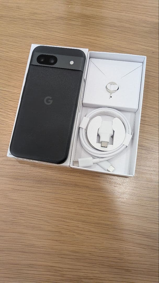 Google Pixel8a 本体　SIMフリー　MagSafeケース付き