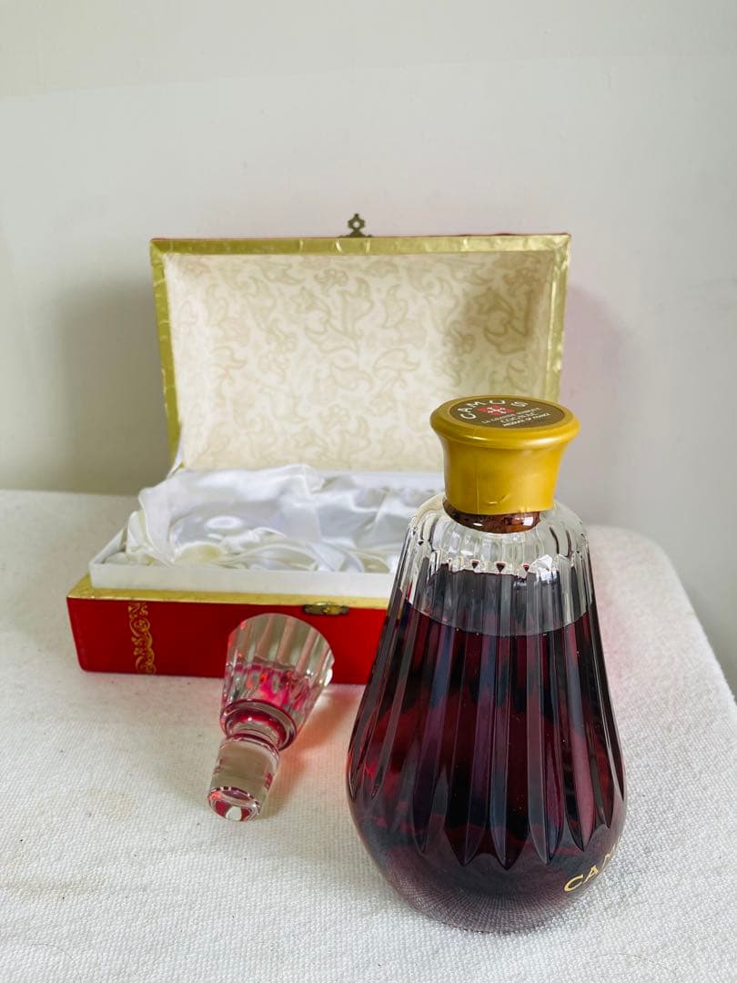 CAMUS（カミュ）カラフェ バカラ 40％ 700ml専用ボックス付き