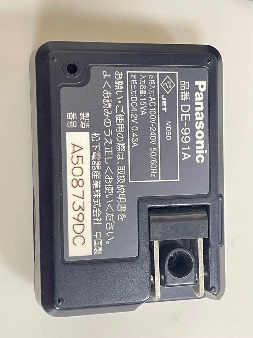 ★美品完動品★パナソニック デジカメ LUMIX DMC-FX7 バッテリーつき