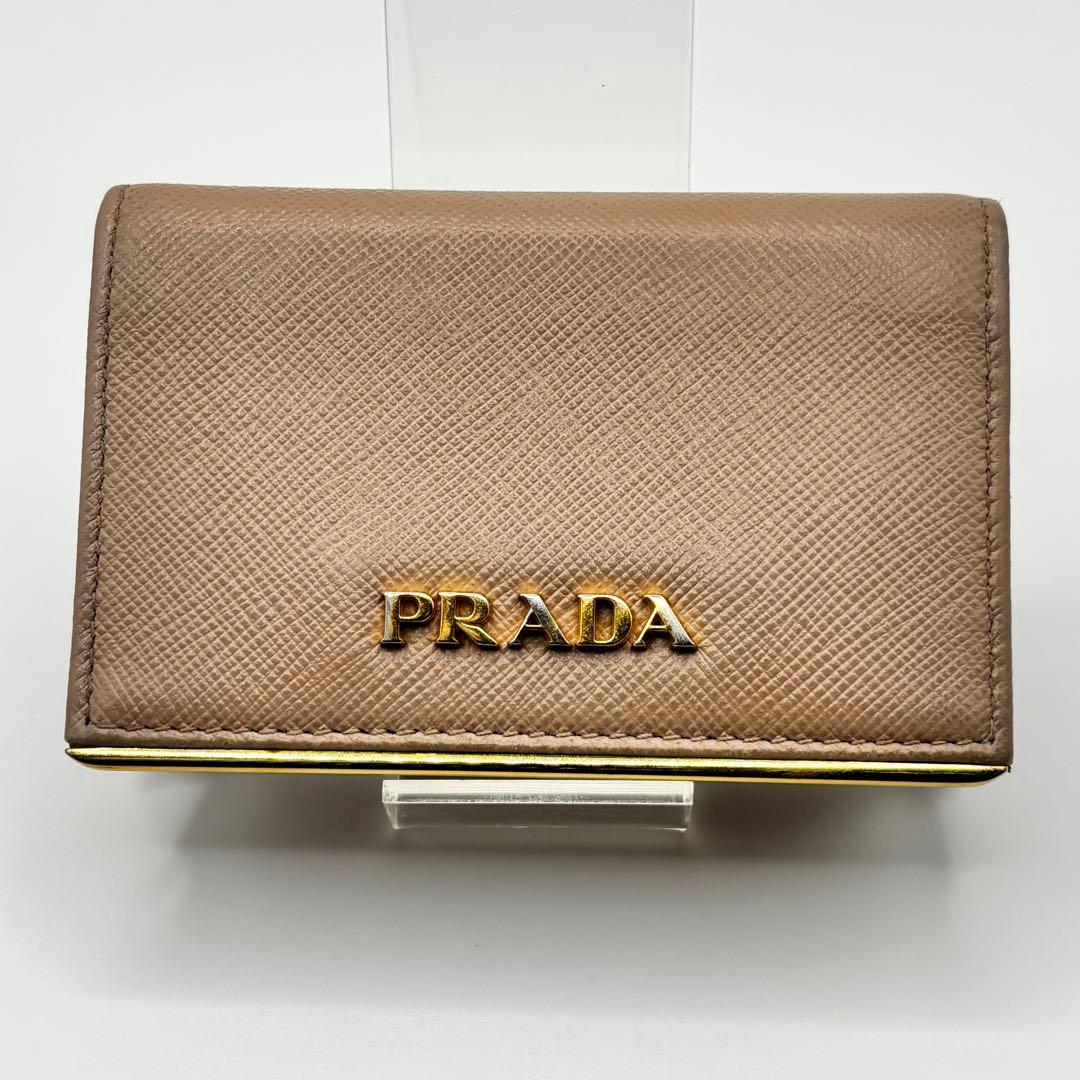 プラダ ベージュ 名刺入れ サフィアーノ カードケース PRADA