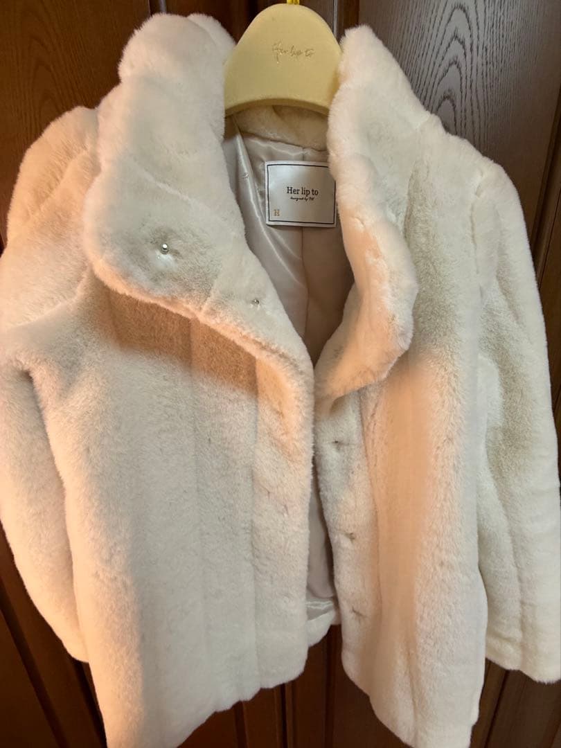 ジャケット・アウター Winter Love Faux Fur Long Coat S