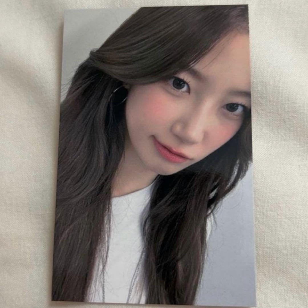 lesserafim カズハ kazuha ロサンゼルスLA トレカ アメリカ