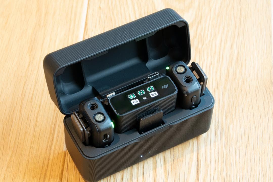【超美品】DJI Mic（トランスミッター２ + レシーバー１ + 充電ケース）