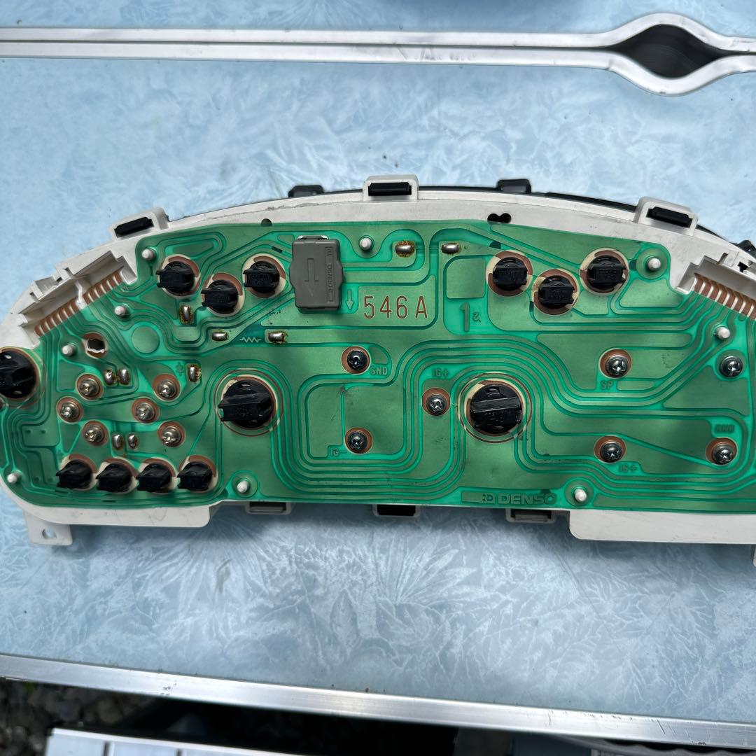 スズキ　カプチーノMT車 メーター類 Km/h x1000rpm L表示