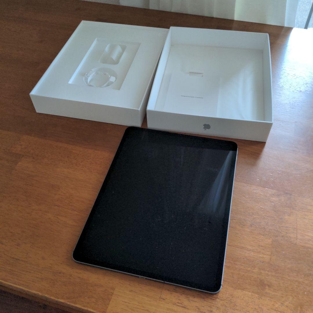 iPad Pro 12.9-インチ（第3世代）Wi-Fi + Cellular