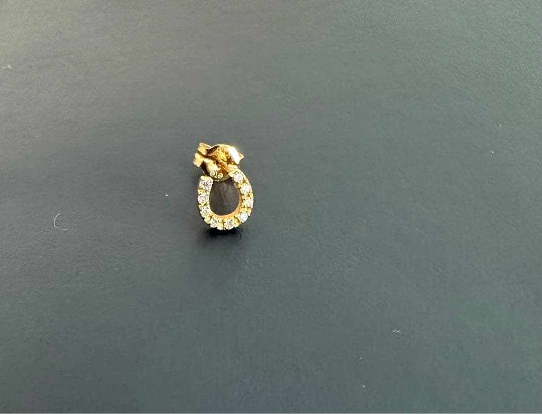 ete ホースシューピアス ダイヤ 片耳