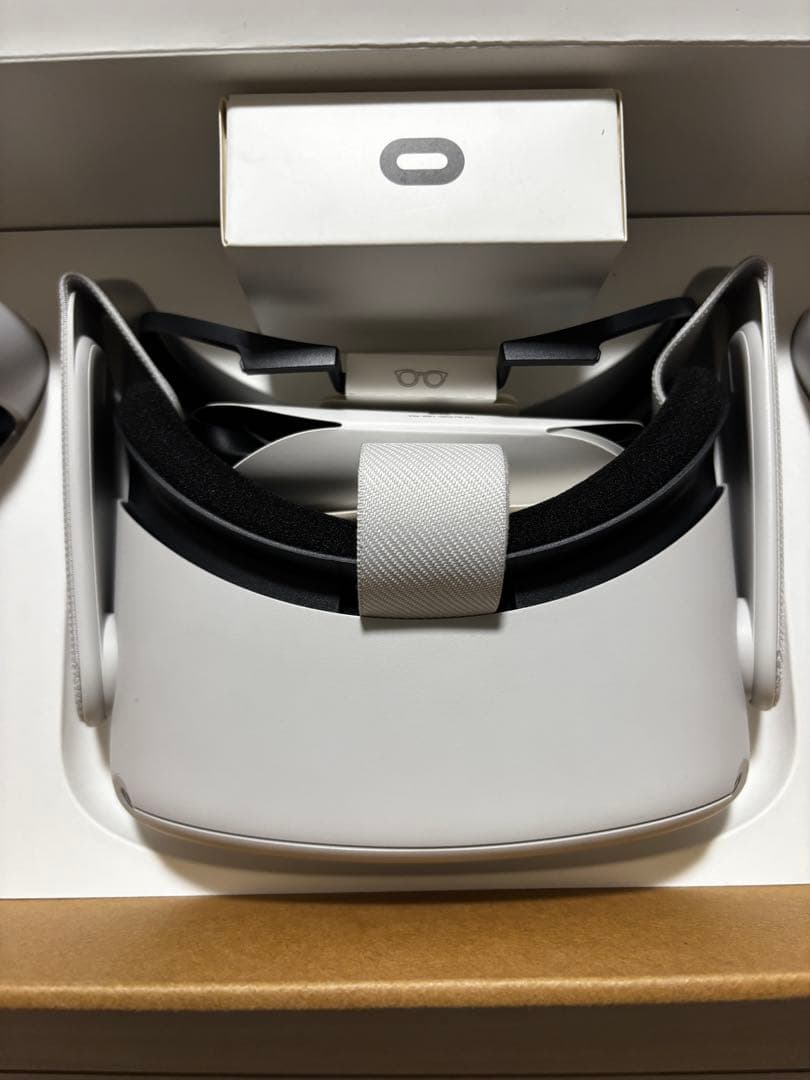 新品  Quest 2 128GB VRヘッドセット