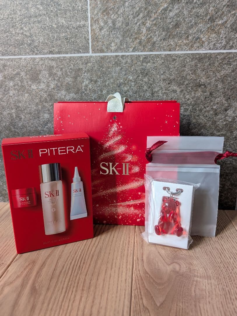 【新品未開封】最新！　SK-II ベストコレクション セット+赤いくキーホルダー