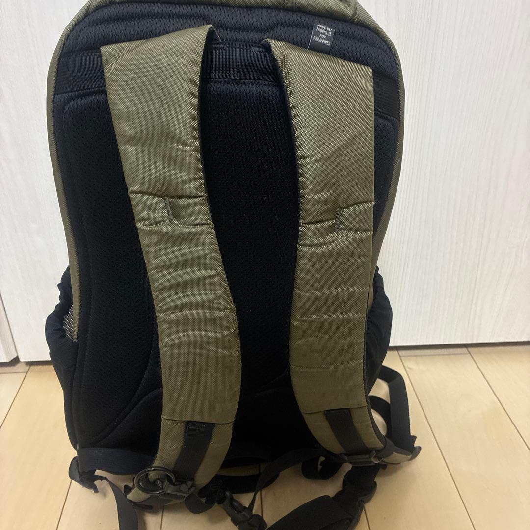 良品国内正規品★ ARCTERYX マンティス 26 カーキ オリーブ