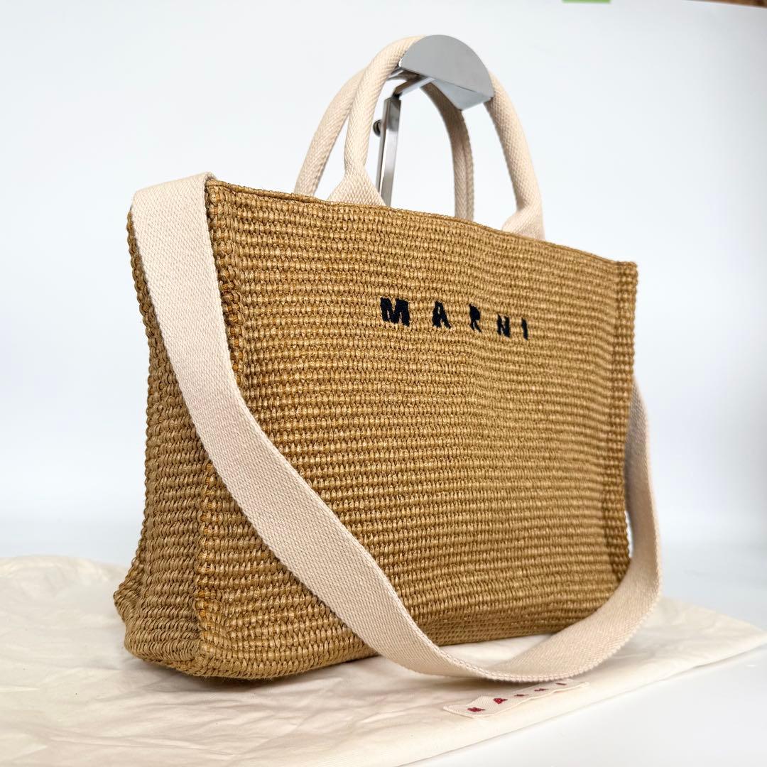人気　MARNI マルニ　ラフィア　エフェクト　スモール　トートバッグ　ストロー