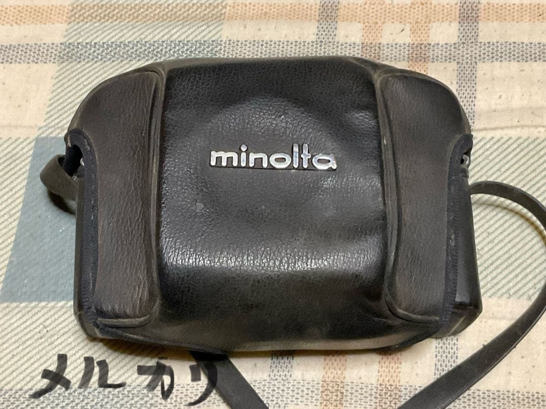 MINOLTA・HI-MATIC・S。ブラックボディ。【カバー付き、昭和レトロ】