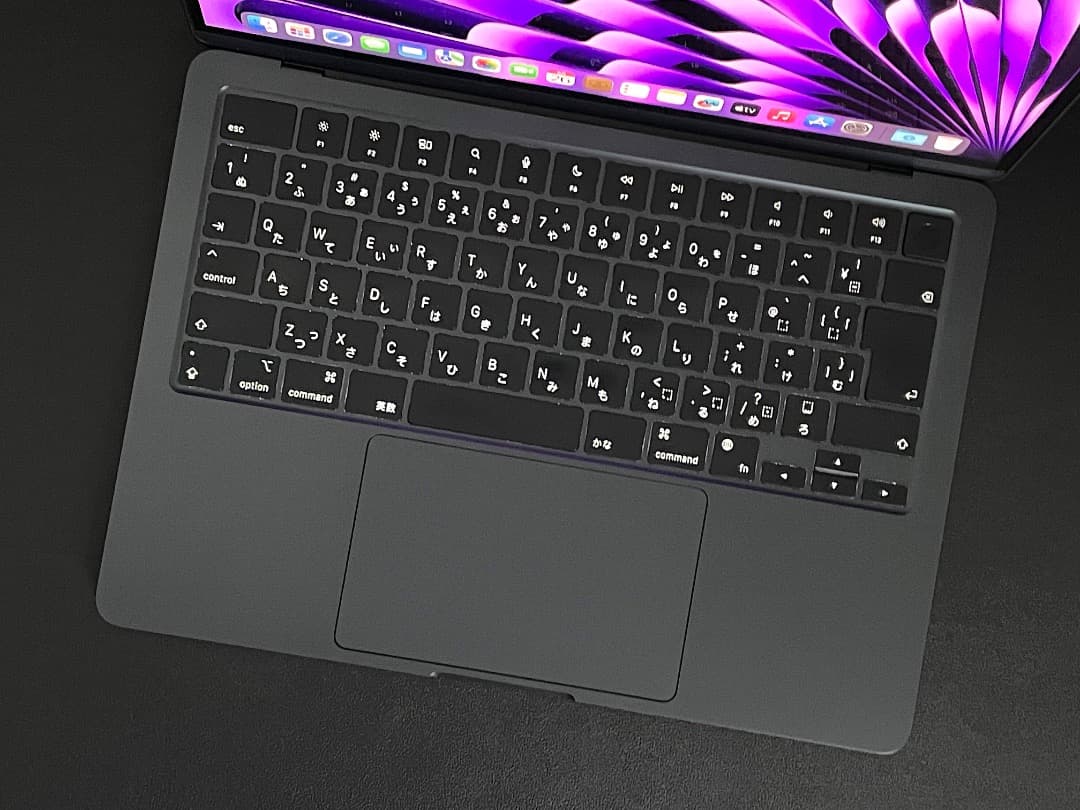 【美品】MacBook Air （M2, 2022）13.6㌅ ミッドナイト