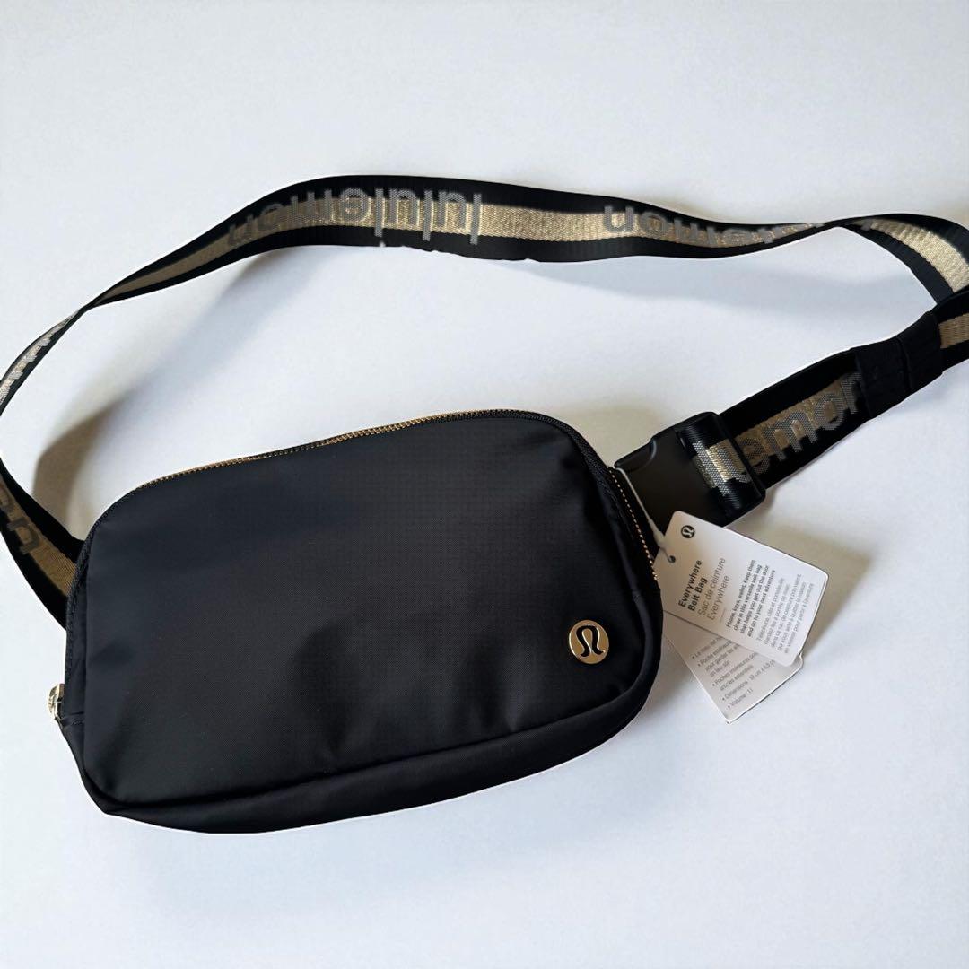 新品未使用✨レア！日本未発売 ルルレモン ロゴベルトバッグ 1L