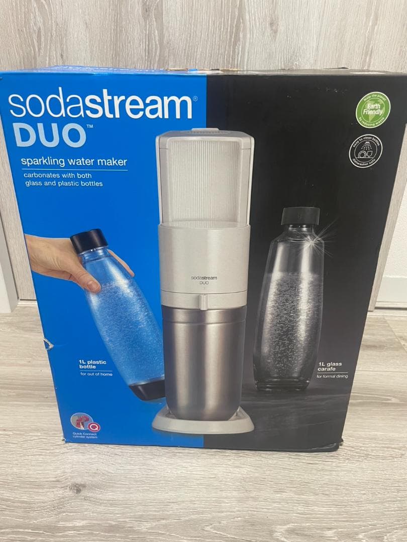 ソーダストリーム sodastream DUO 炭酸水メーカー 外箱破損あり