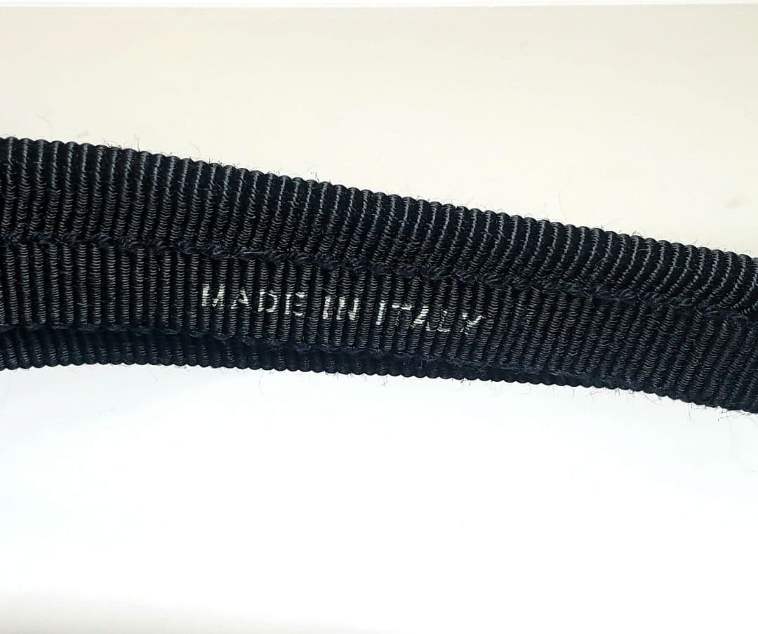 【箱つき☆極美品】フェラガモ ブラック×ブラックビジュー カチューシャH-008