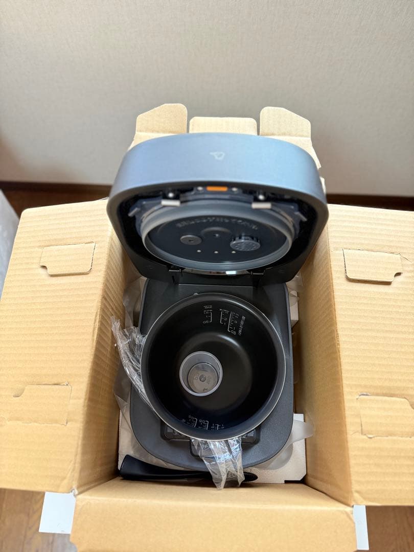 新品未使用 象印 極め炊き 5.5合 NW-NH10E4