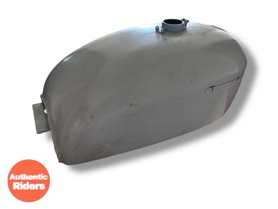 【ジャンク品③】HONDA CB750Kタンク 復刻版