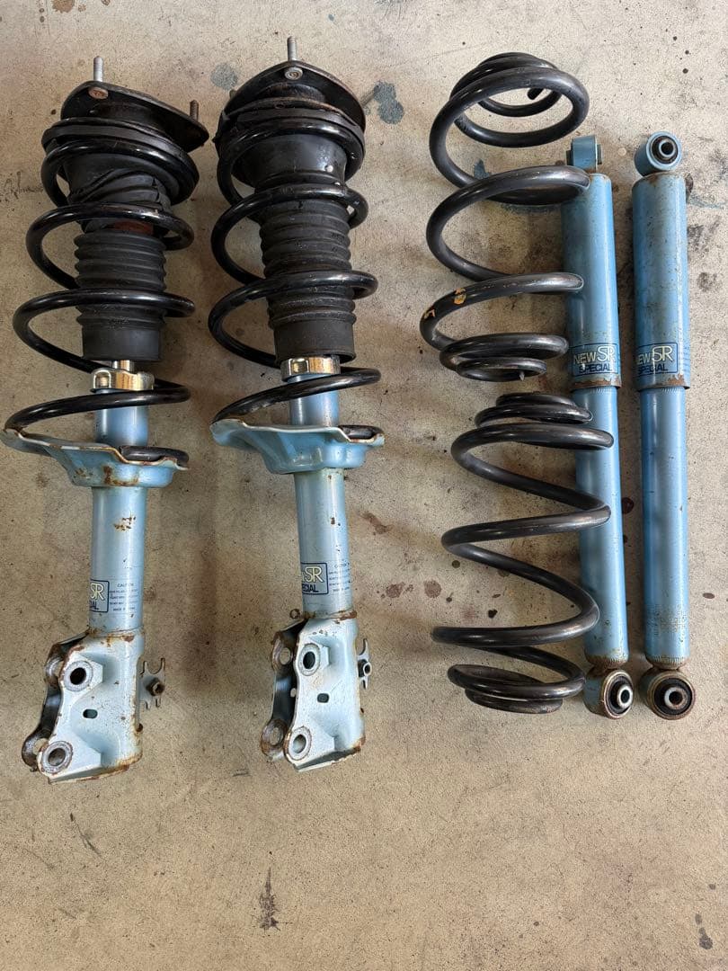 プロボックス　50系　KYBニューSR 純正スプリング【抜け無し】年内限定値引中