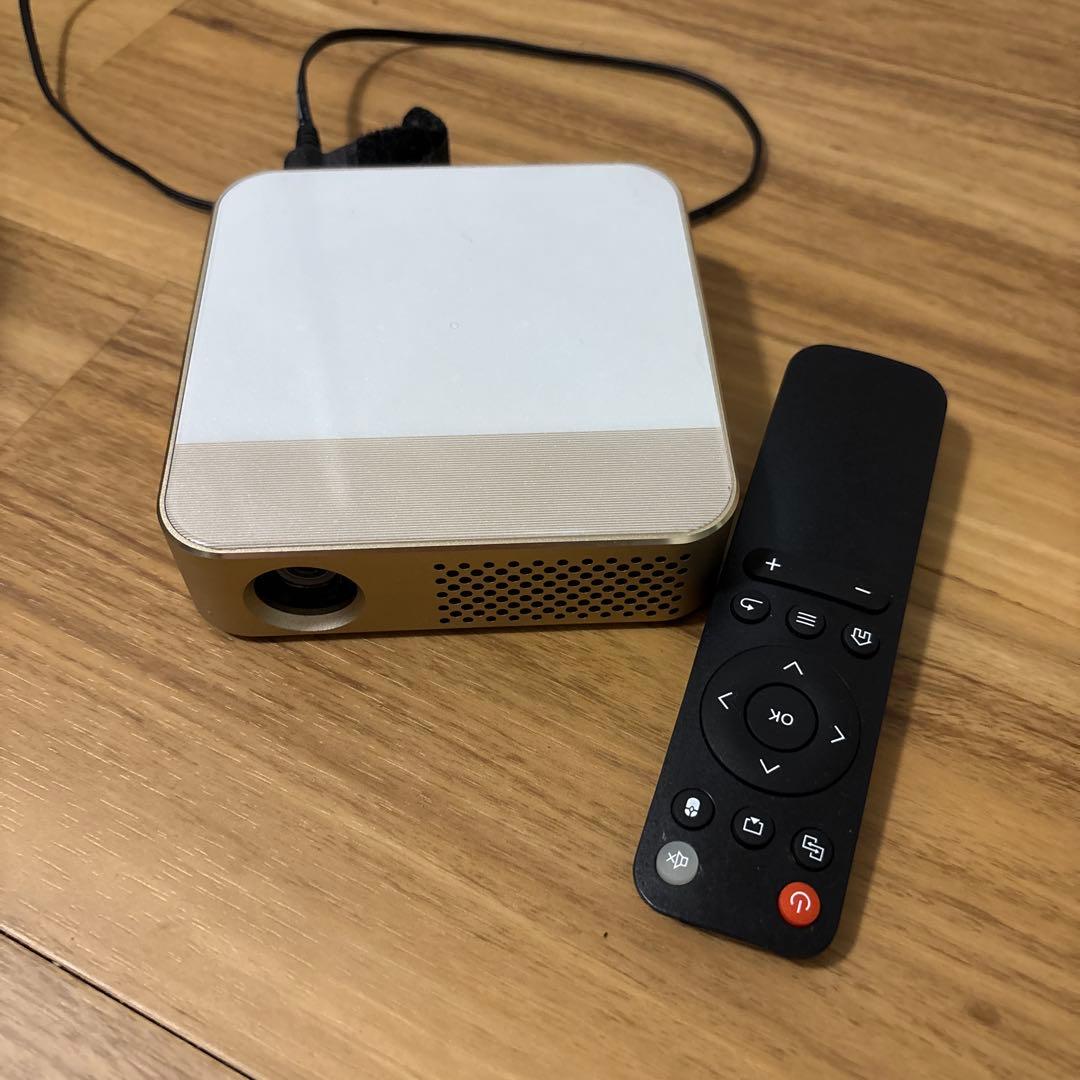 カベーニPRO プロジェクター