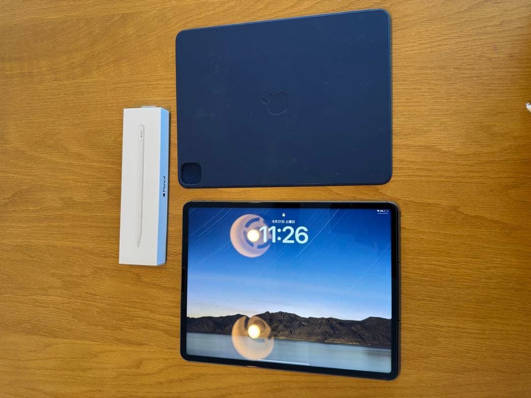 iPad Pro 12.9インチ（第5世代）+ Apple Pencil