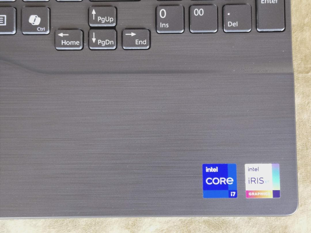 Mu4s7R1K【美品】LIFEBOOK AH51/J3 Core i7