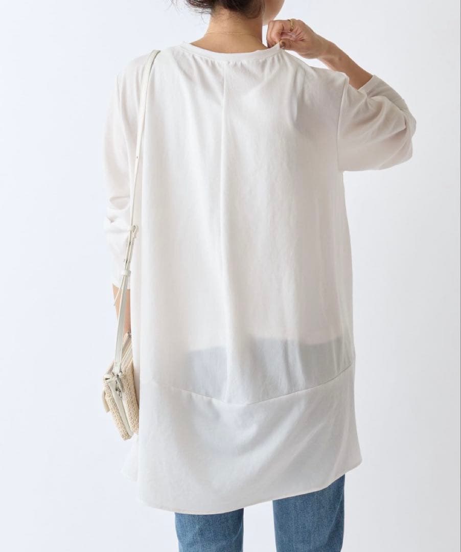 値下げ★新品未使用★ビアズリー 後ろドレープTブラウス