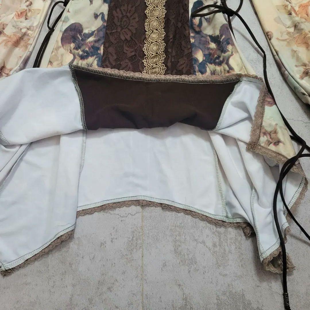 美品 オッズオネスト 天使柄 肩出しレースアップワンピース 茶