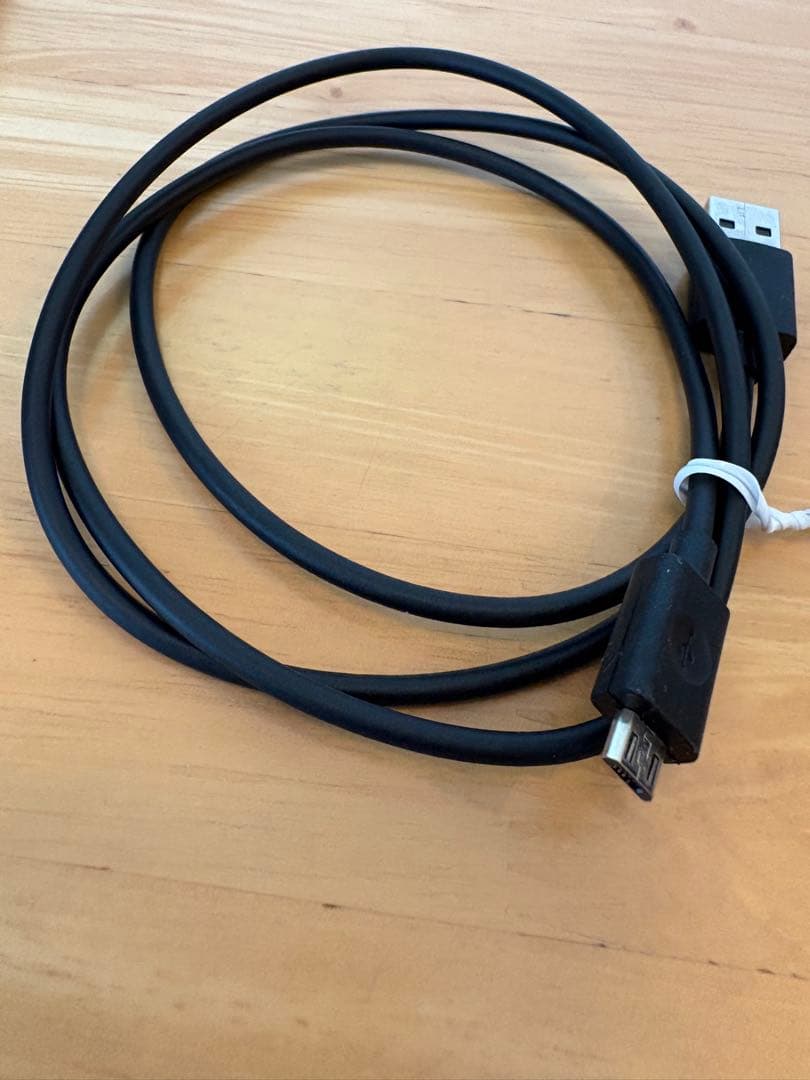 Kindle Paperwhite 8GB本体 USBケーブル付き