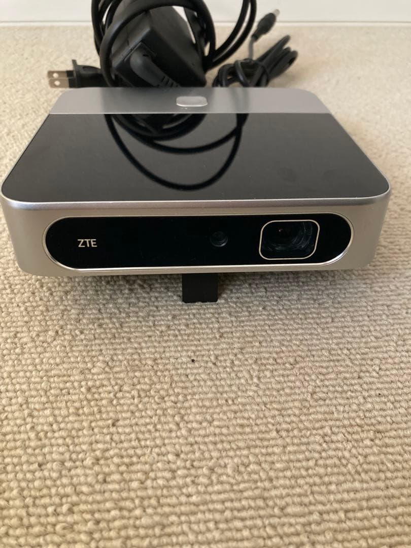 プロジェクター ZTE 502ZT