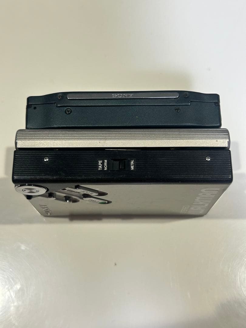 ポータブルプレーヤー Sony Walkman WM-R707&WM2