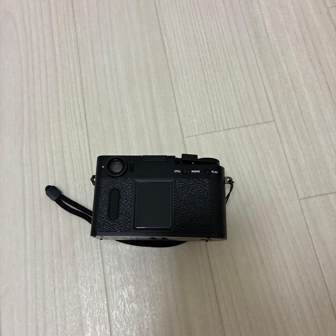 Fujifilm xhalfブラック SDカード　メーカー3年保証付き