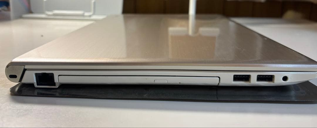 Dynabook T75 i7/8GB フルHD Office付 現状渡し