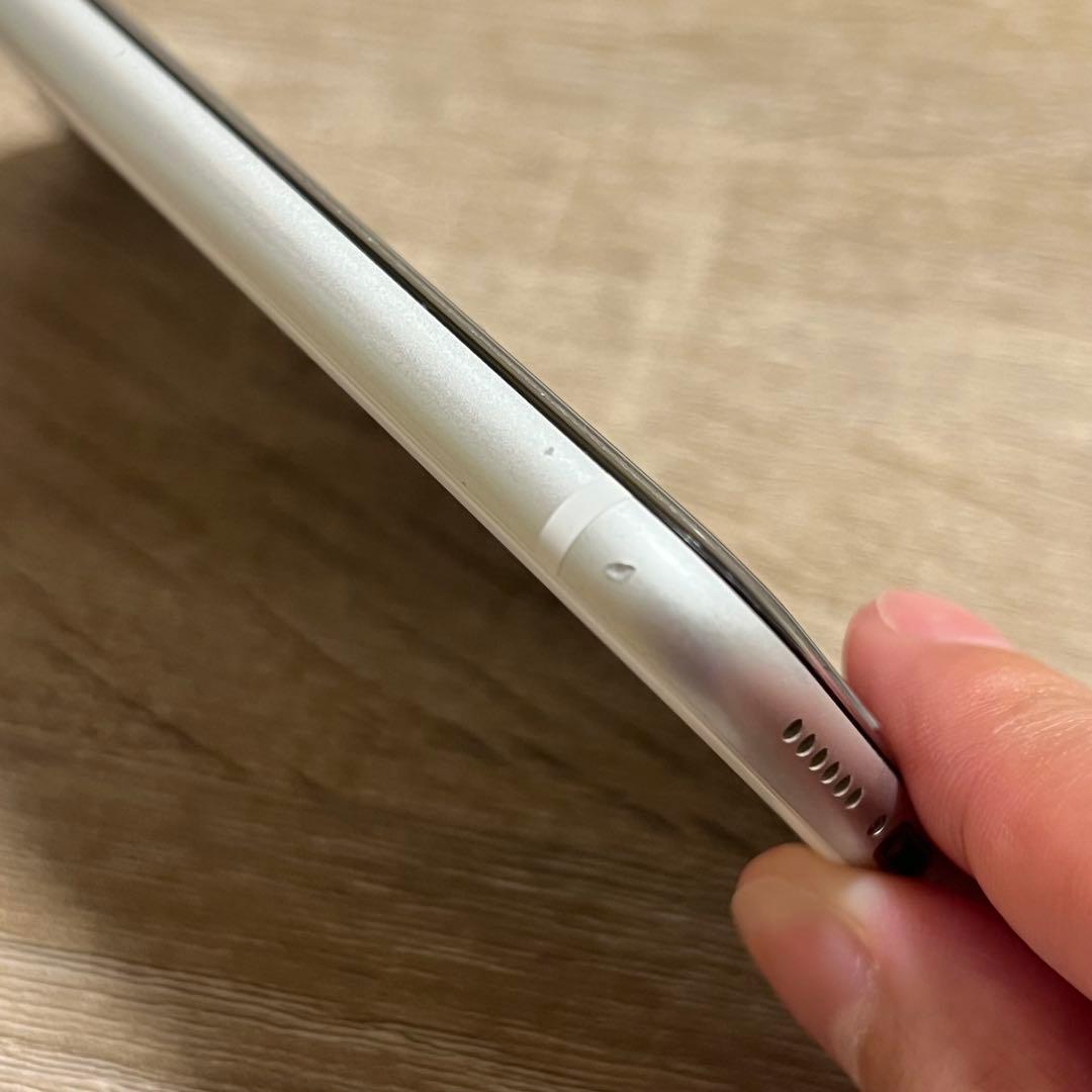 iPhoneSE 第2世代 フィルム付 SE2